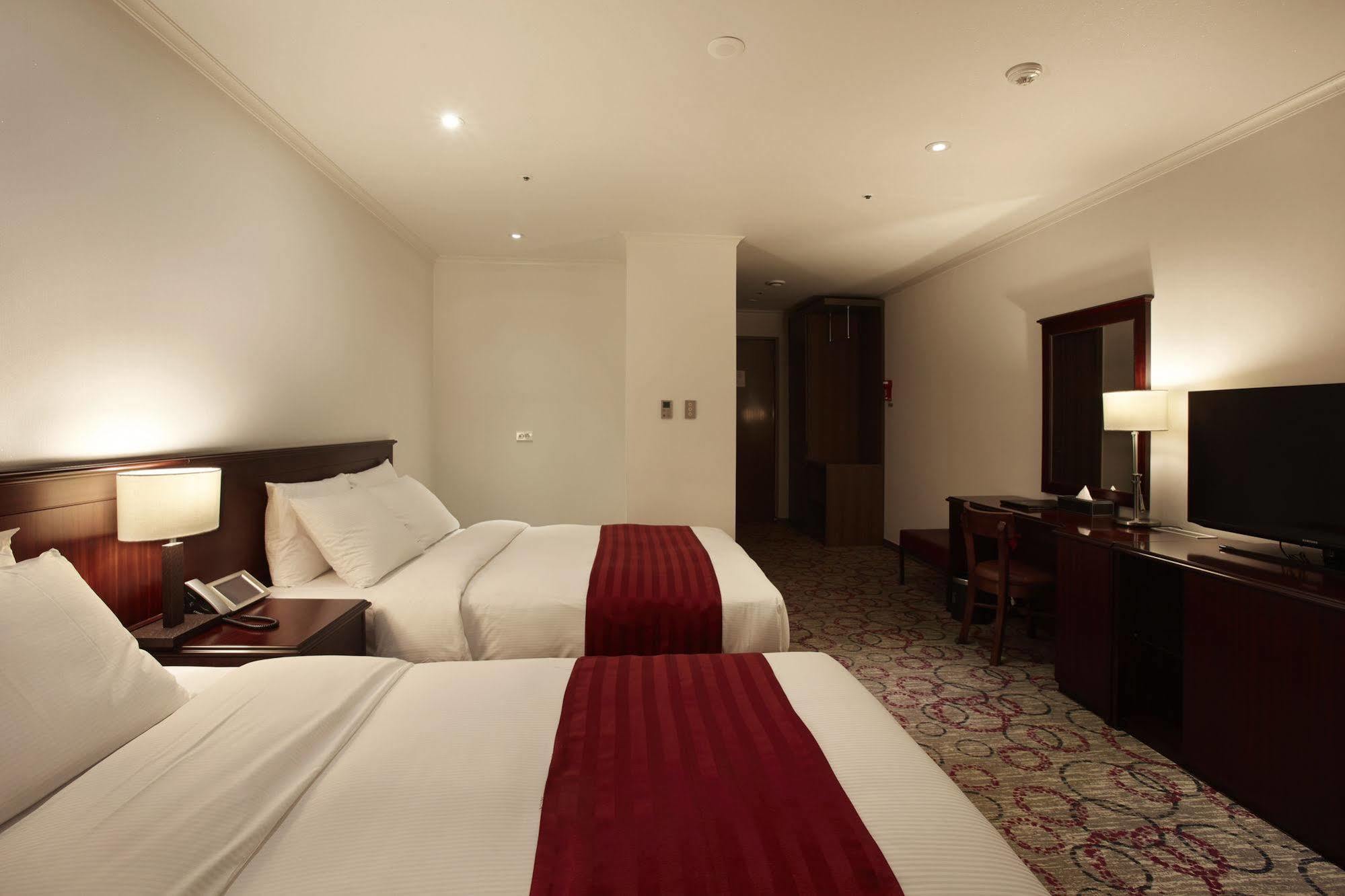 Stellar Marina Hotel Siheung Экстерьер фото